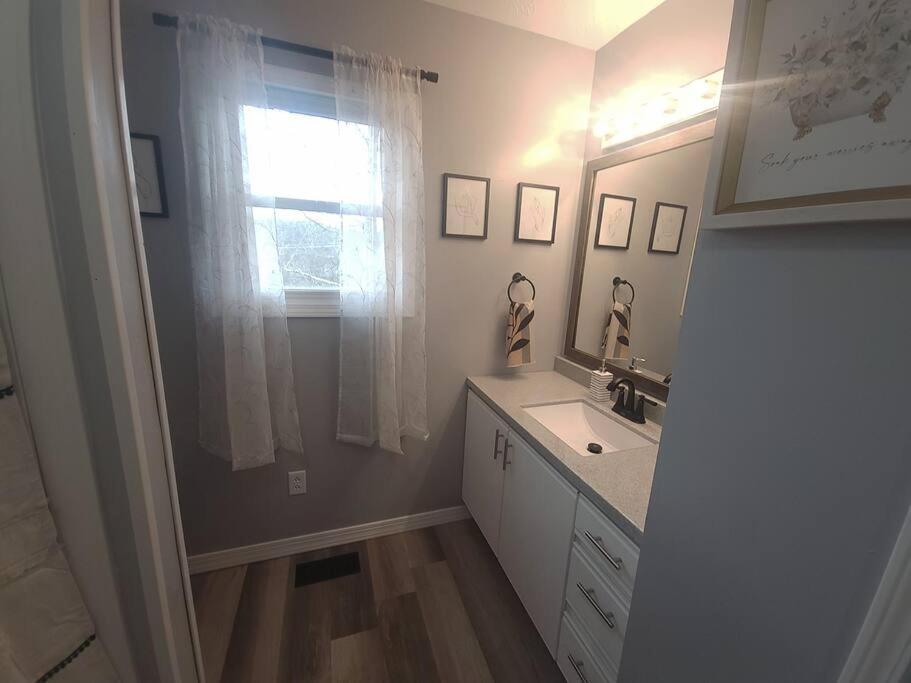 Hidden Gem Close To Athens/Logan Nelsonville 외부 사진